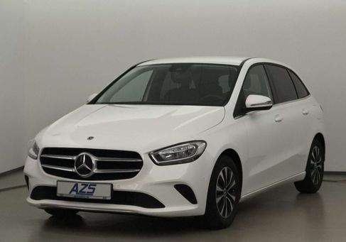 Mercedes-Benz B 180, 2021