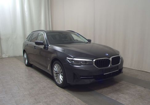 BMW 530, 2021