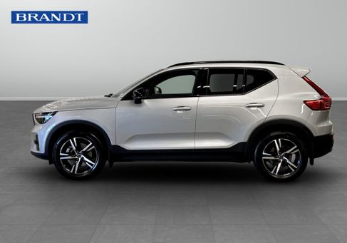 Volvo XC40, 2025 3