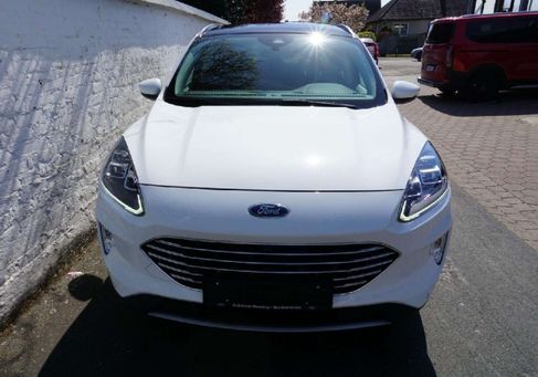 Ford Kuga, 2021