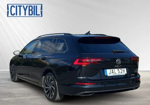 Volkswagen Golf, 2024 3