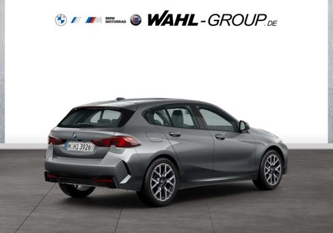 BMW 120, 2025