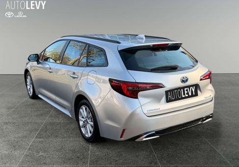Toyota Corolla, 2024 3