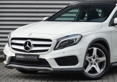 Mercedes-Benz GLA 250, 2015