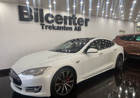 Tesla Model S, 2014