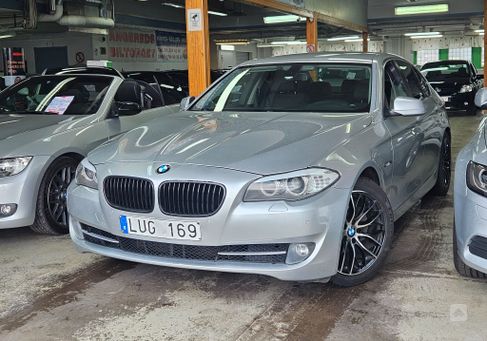 BMW 520, 2012