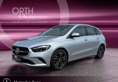 Mercedes-Benz B 180, 2024
