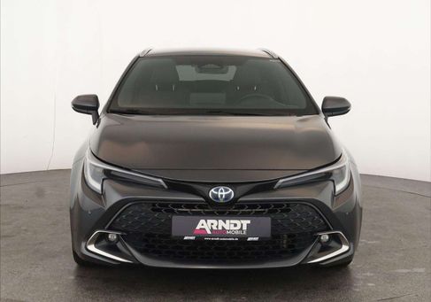 Toyota Corolla, 2024 3