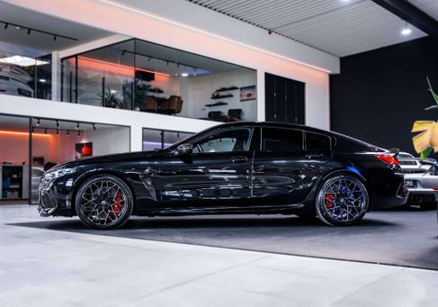 BMW M8, 2022