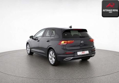 Volkswagen Golf, 2024 3