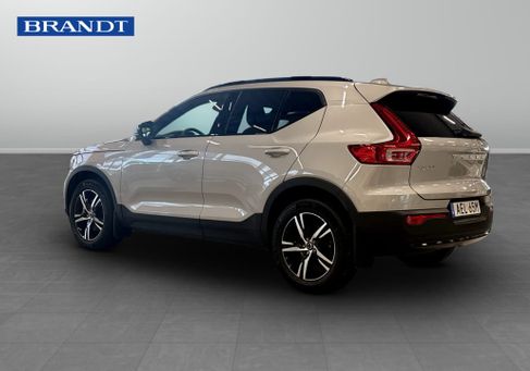 Volvo XC40, 2025 2