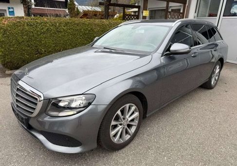 Mercedes-Benz E 220, 2018 2