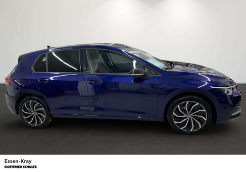 Volkswagen Golf, 2023 3