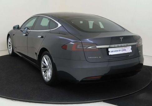 Tesla Model S, 2018 3