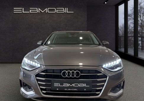 Audi A4, 2022
