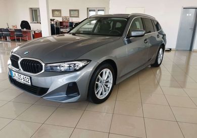 BMW 318, 2023