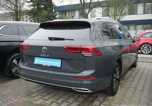 Volkswagen Golf, 2024 3