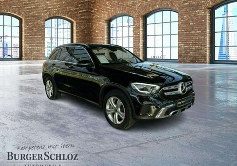 Mercedes-Benz GLC 300, 2020 3