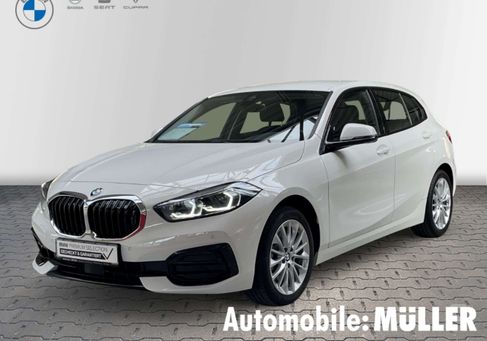 BMW 118, 2022