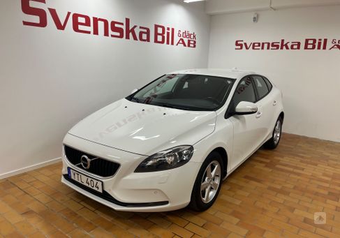 Volvo V40, 2018