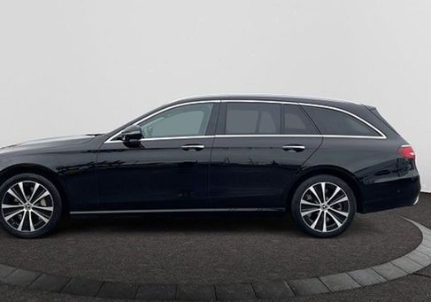 Mercedes-Benz E 300, 2021