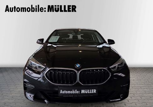 BMW 218, 2021 3