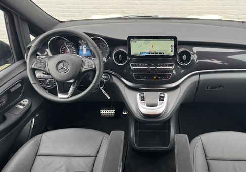 Mercedes-Benz V 300, 2024