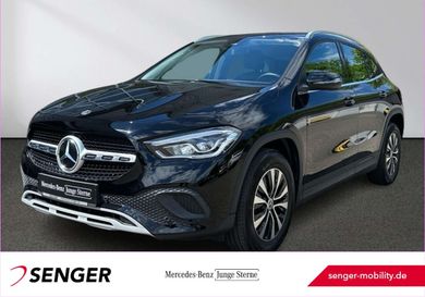 Mercedes-Benz GLA 200, 2021