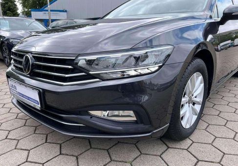 Volkswagen Passat Variant, 2022