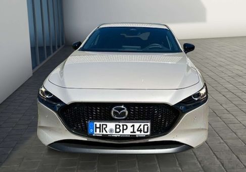 Mazda 3, 2025