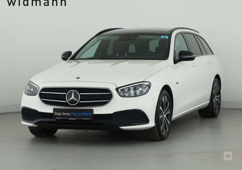Mercedes-Benz E 300, 2021