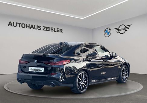 BMW 218, 2022 2