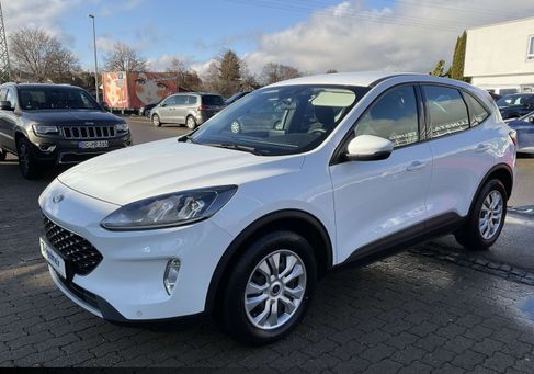 Ford Kuga, 2022