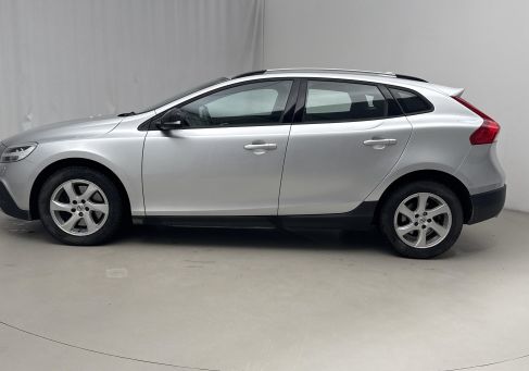 Volvo V40 Cross Country, 2017