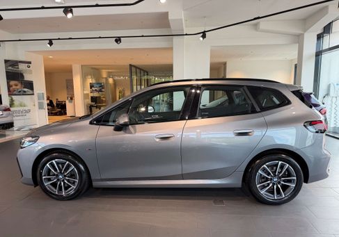 BMW 218, 2025 2