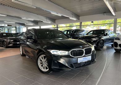 BMW 318, 2023