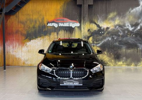 BMW 118, 2020