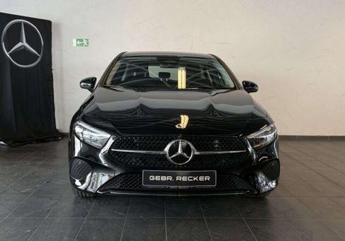 Mercedes-Benz A 200, 2024