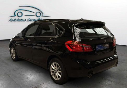 BMW 218, 2019 3