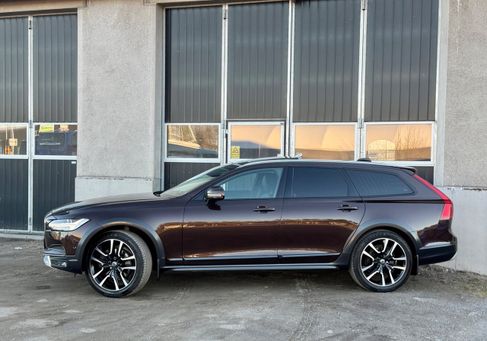 Volvo V90 Cross Country, 2017