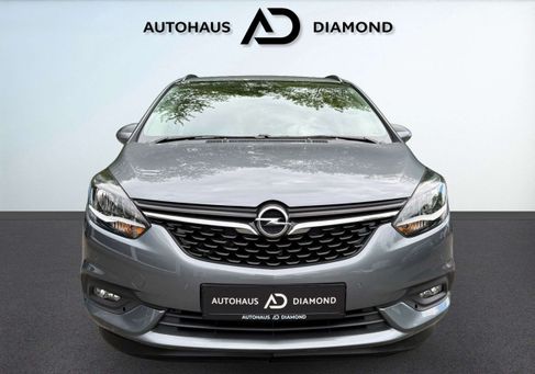 Opel Zafira, 2017