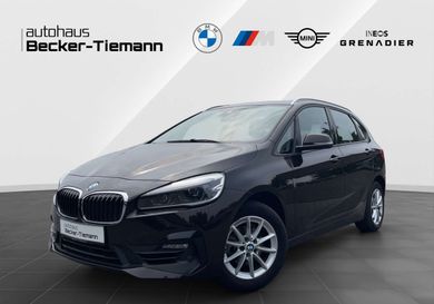 BMW 216, 2021