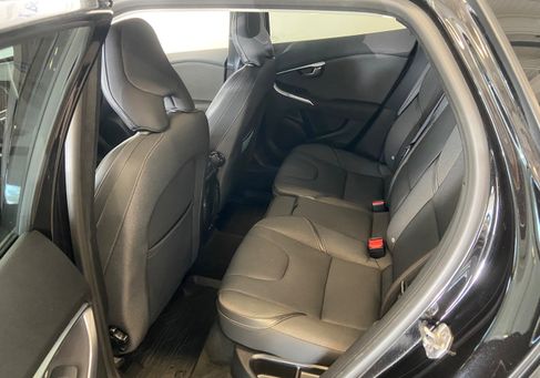 Volvo V40 Cross Country, 2018 3