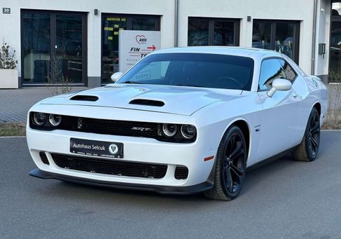 Dodge Challenger, 2022