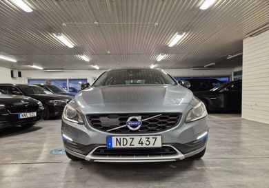Volvo V60 Cross Country, 2016