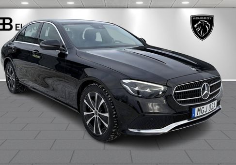 Mercedes-Benz E 300, 2021