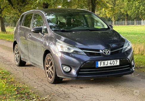 Toyota Verso, 2015