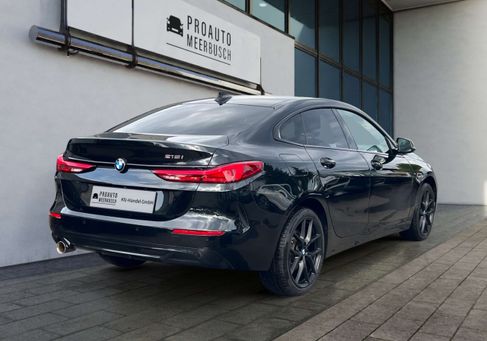 BMW 218, 2024