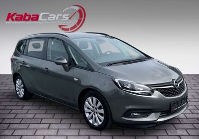 Opel Zafira, 2018