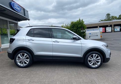 Volkswagen T-Cross, 2019